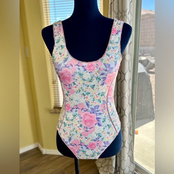 NEW! LoveShackFancy Primrose Pink Berry Mikkel Floral One-Piece Swimsuit - Picture 5 of 16